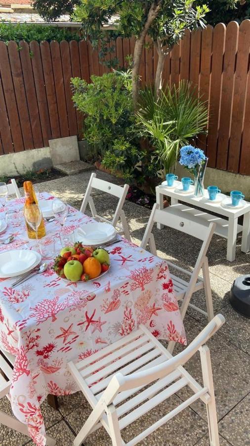 Azzurra House Apartamento Marina Di Pisa Exterior foto